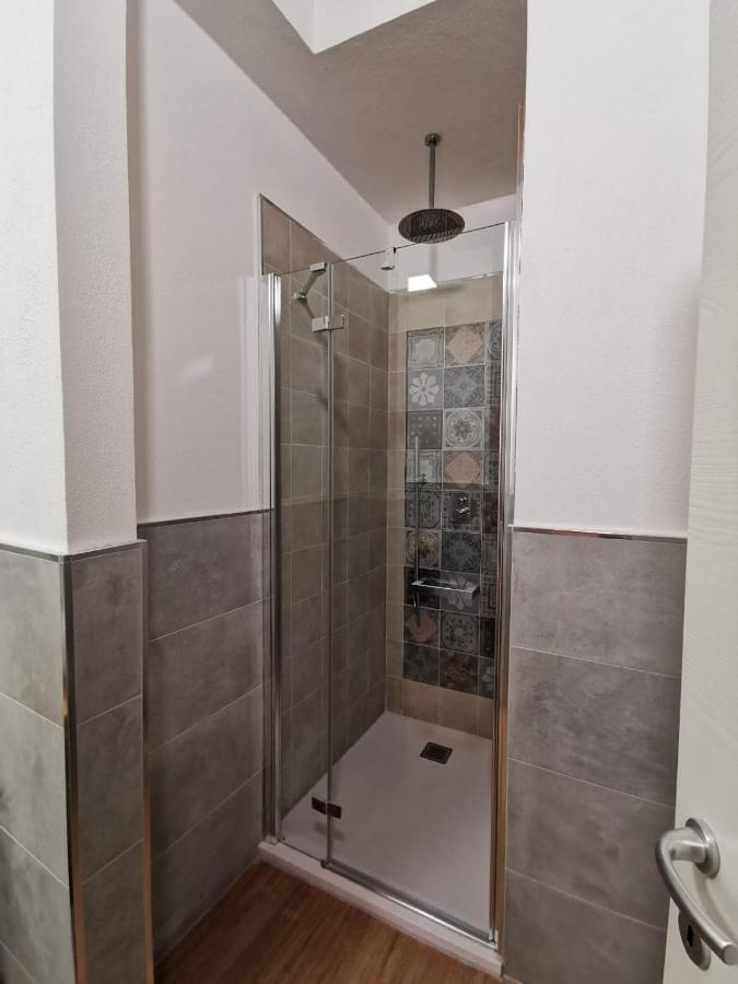 Deluxe 3 Bedroom Flat In Rialto Венеция Экстерьер фото