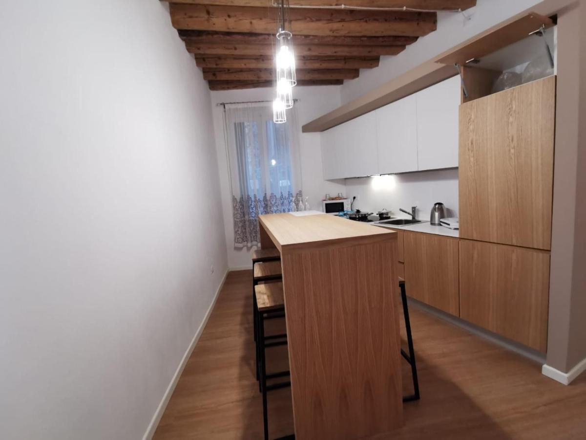 Deluxe 3 Bedroom Flat In Rialto Венеция Экстерьер фото